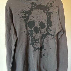Apt. 9 Men's Gray Thermal Shirt with Dark Skull Print